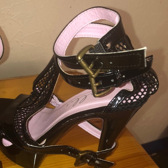 Elle platform heels size 7 - Picture 4 of 5